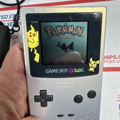 Nintendo GameBoy Color Pokémon Special Edition Pikachu Pichu + Pokémon GOLD