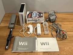 Nintendo Wii Bundle RVL-001 Console, Remote + Nunchuk, 5 Games, Cables – Tested