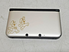 Nintendo 3DS XL Year of Luigi 30th Anniversary Edition