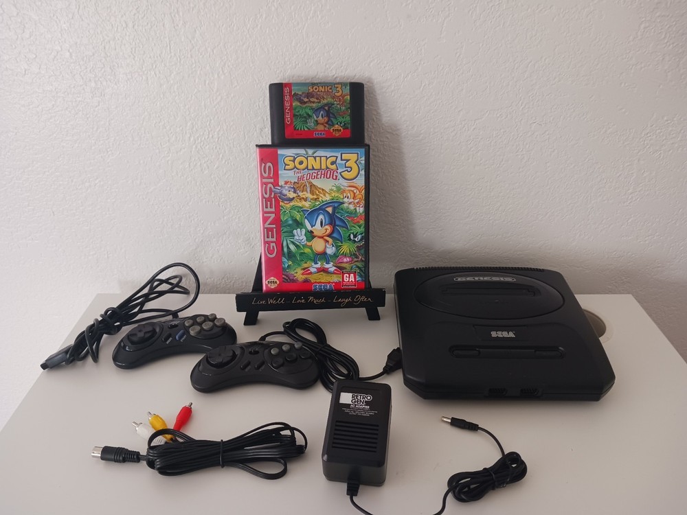 SEGA Genesis Console Model 2 MK-1631 Bundle + Authentic Sonic 3 + 2 Controller