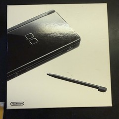 Nintendo DS Lite Handheld System w/ Box Charger & Manual – Black – Excellent CIB
