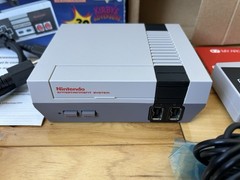 Nintendo NES Mini Classic Edition With 271 Games