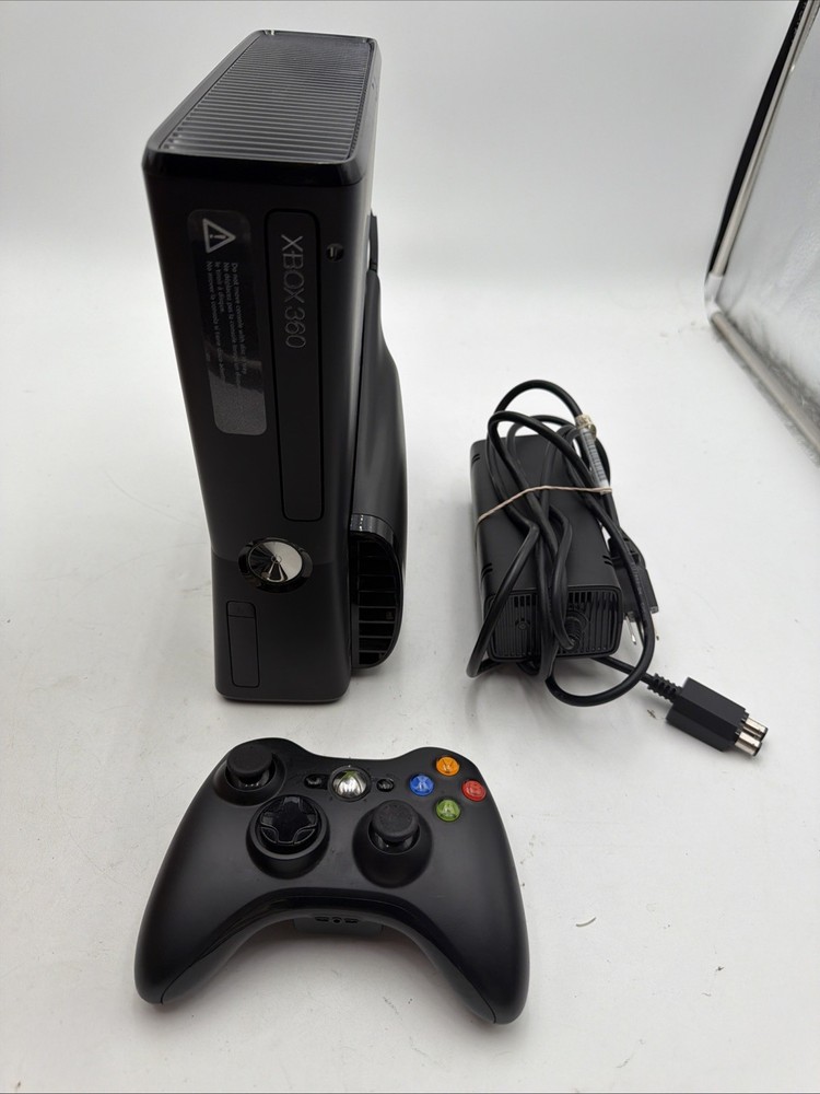 Microsoft Xbox 360 S 4GB Console – Black (1439) Works- Tested