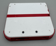 Nintendo 2DS FTR-001 1GB Handheld Game Console ONLY NO Stylus White/Red Fair