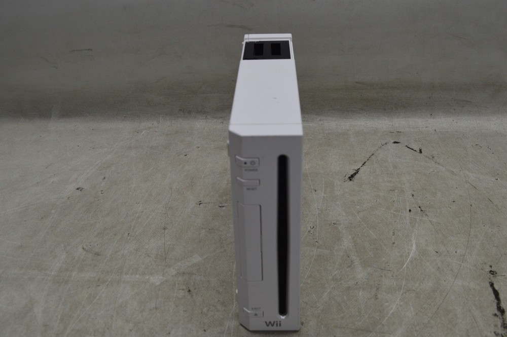 Nintendo Wii RVL-001(USA) Video Game Console *Console Only*