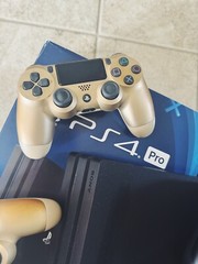 PS4 Pro Black Model, 3 Remotes, Console Stand Remote charger EU Plug Ship UPS