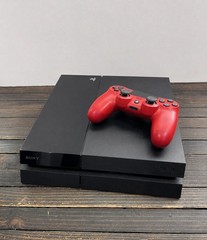 Sony PlayStation 4 500GB Gaming Console – Black w/ Controller