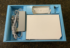 Wii Console Bundle Model RVL-001 USA Original Box #0004