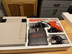 Vintage Nintendo NES Action Set Console Complete in Box (CIB)