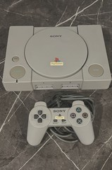 Sony PlayStation 1 Gray Home Console CD-ROM Drive Composite RCA with Controller