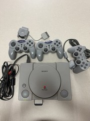 Sony PlayStation 1 Console Ps1 (W/ Cables, Three Controllers,Mem Card) SCPH-9001