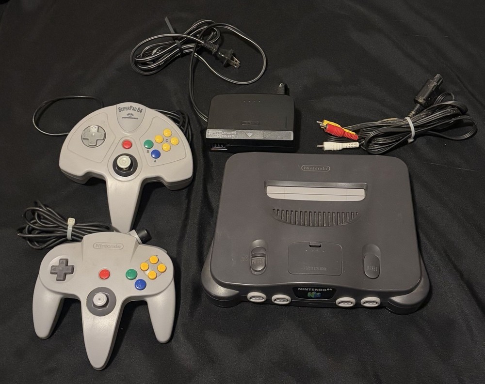 Nintendo 64 Gray Home Console Bundle w/ 2 Controllers, AV Cable & Power Supply