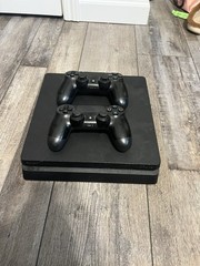 Sony PlayStation 4 500gb Jet Black Console With Two Controllers and NO WIRES