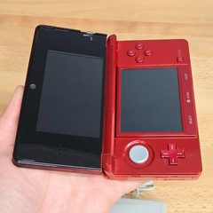 Nintendo 3DS – Red Console – USA English