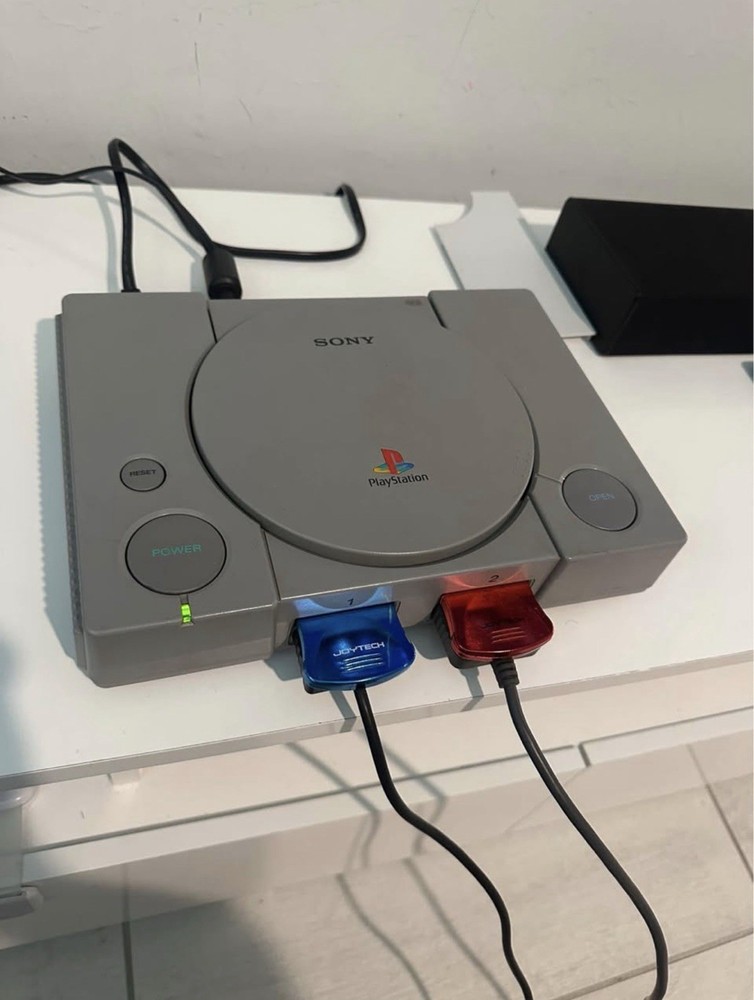Sony PS1 SCPH-5501 with XStation ODE installed. Fully tested, works perfectly.