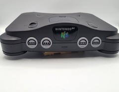 Nintendo 64 Console Bundle with Authentic Star Fox Controller Games NUS-001