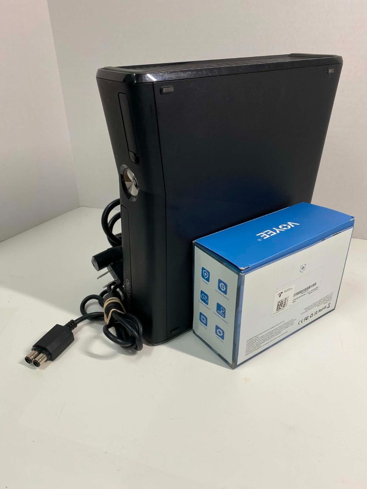 Microsoft Xbox 360 S 4GB Console – Black (1439) WORKS!