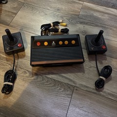 Atari Flashback 3 Classic Game Console Two Controllers Tested Works Great.