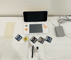 Nintendo New 2DS XL White Orange w/ 5 Games 32GB SD Charger Case Stylus Tested