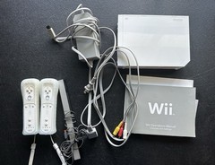 Nintendo Wii RVL-001(USA) Console – White – 2 Controllers – Working
